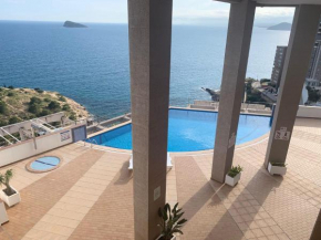APARTAMENTO PARA 4 PERSONAS FRENTE Al MAR